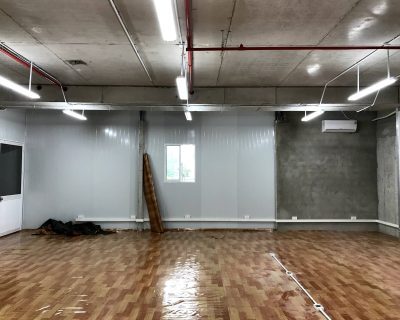 Construction of temporary office for Metropole project